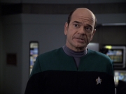 extant_StarTrek_VOY_6x04-TinkerTenorDoctorSpy_02915.jpg