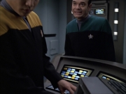 extant_StarTrek_VOY_6x04-TinkerTenorDoctorSpy_02968.jpg