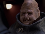 extant_StarTrek_VOY_6x04-TinkerTenorDoctorSpy_03034.jpg