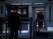 extant_StarTrek_VOY_6x04-TinkerTenorDoctorSpy_03093.jpg