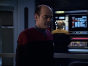 extant_StarTrek_VOY_6x04-TinkerTenorDoctorSpy_03137.jpg