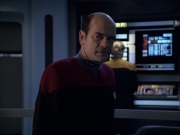 extant_StarTrek_VOY_6x04-TinkerTenorDoctorSpy_03138.jpg