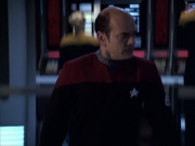 extant_StarTrek_VOY_6x04-TinkerTenorDoctorSpy_03150.jpg
