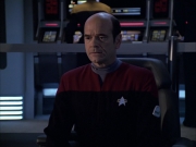 extant_StarTrek_VOY_6x04-TinkerTenorDoctorSpy_03165.jpg