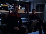 extant_StarTrek_VOY_6x04-TinkerTenorDoctorSpy_03195.jpg
