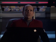 extant_StarTrek_VOY_6x04-TinkerTenorDoctorSpy_03297.jpg