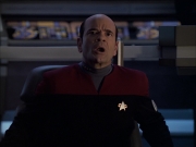 extant_StarTrek_VOY_6x04-TinkerTenorDoctorSpy_03298.jpg