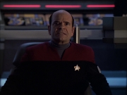 extant_StarTrek_VOY_6x04-TinkerTenorDoctorSpy_03305.jpg