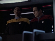 extant_StarTrek_VOY_6x04-TinkerTenorDoctorSpy_03438.jpg