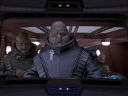 extant_StarTrek_VOY_6x04-TinkerTenorDoctorSpy_03446.jpg