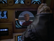 extant_StarTrek_VOY_6x04-TinkerTenorDoctorSpy_03456.jpg