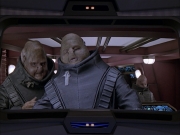 extant_StarTrek_VOY_6x04-TinkerTenorDoctorSpy_03462.jpg