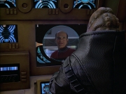 extant_StarTrek_VOY_6x04-TinkerTenorDoctorSpy_03466.jpg