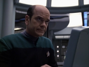 extant_StarTrek_VOY_6x04-TinkerTenorDoctorSpy_03552.jpg