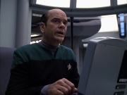 extant_StarTrek_VOY_6x04-TinkerTenorDoctorSpy_03554.jpg