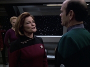 extant_StarTrek_VOY_6x04-TinkerTenorDoctorSpy_03610.jpg