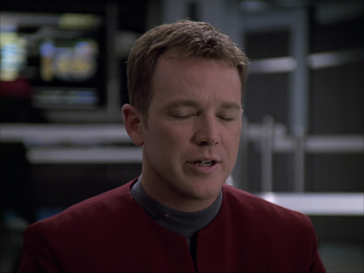 extant_StarTrek_VOY_6x05-Alice_00017.jpg