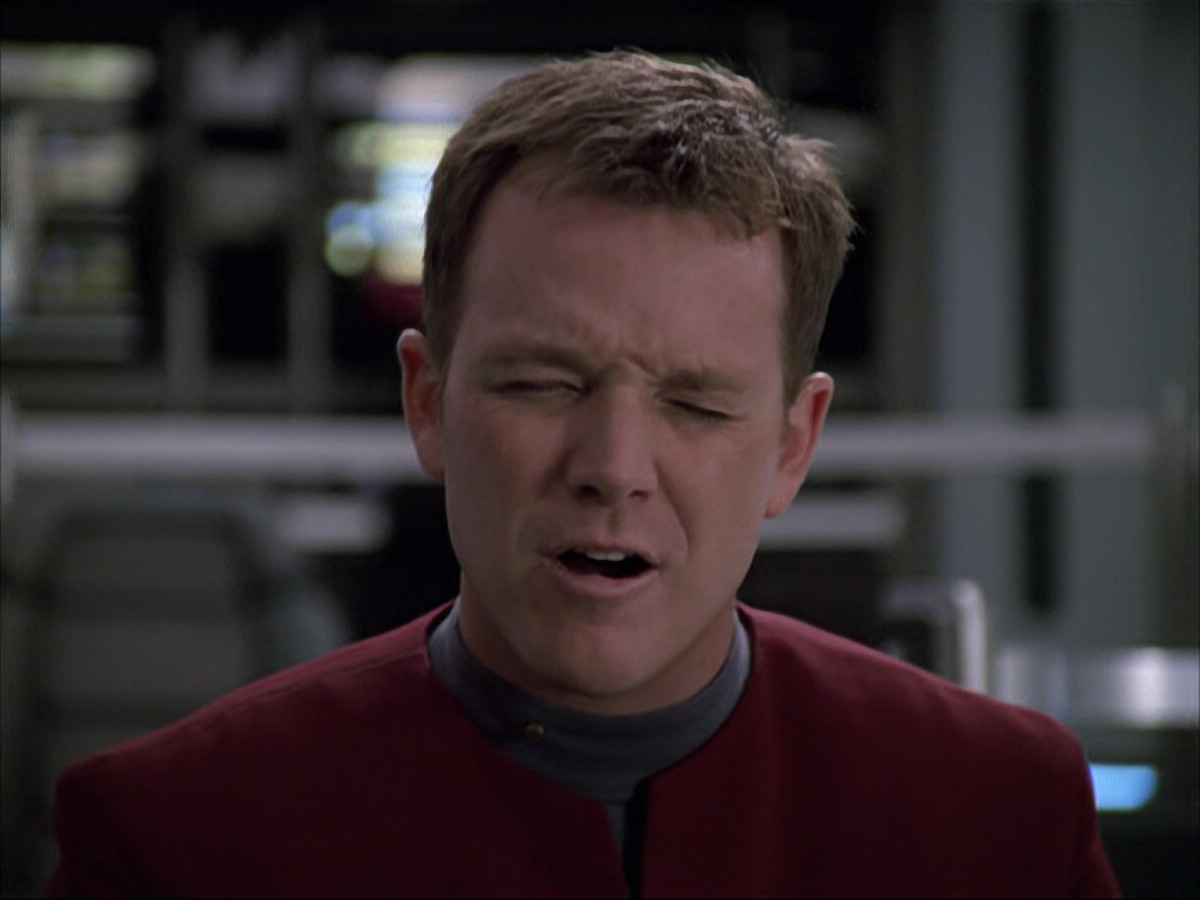 extant_StarTrek_VOY_6x05-Alice_00019.jpg
