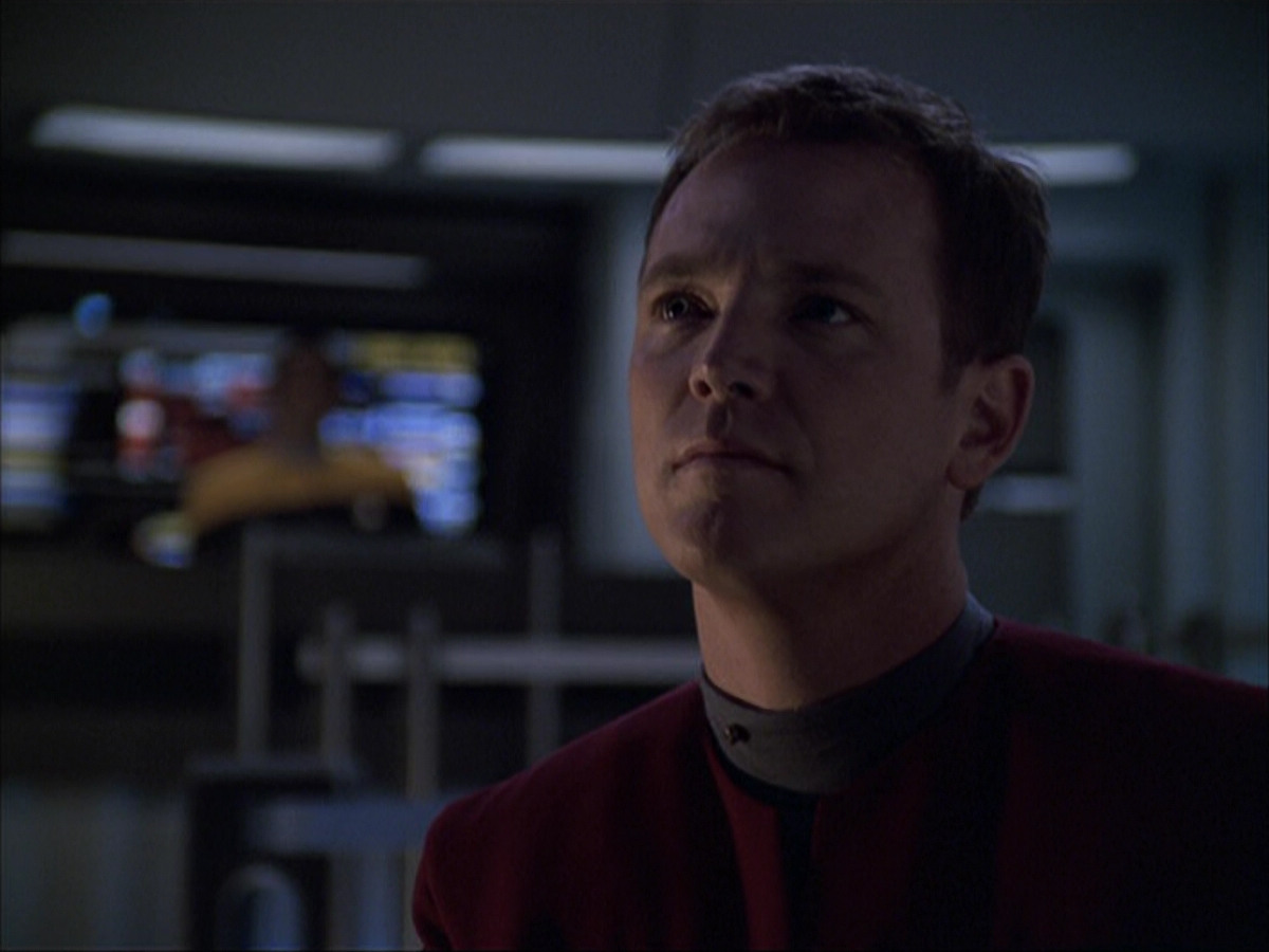 extant_StarTrek_VOY_6x05-Alice_00150.jpg
