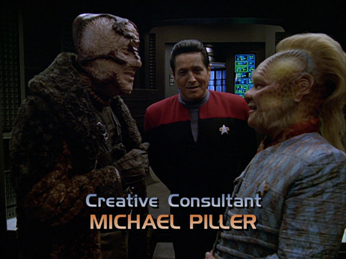 extant_StarTrek_VOY_6x05-Alice_00342.jpg