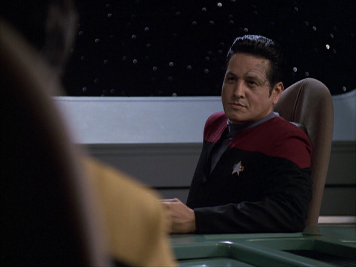 extant_StarTrek_VOY_6x05-Alice_00553.jpg