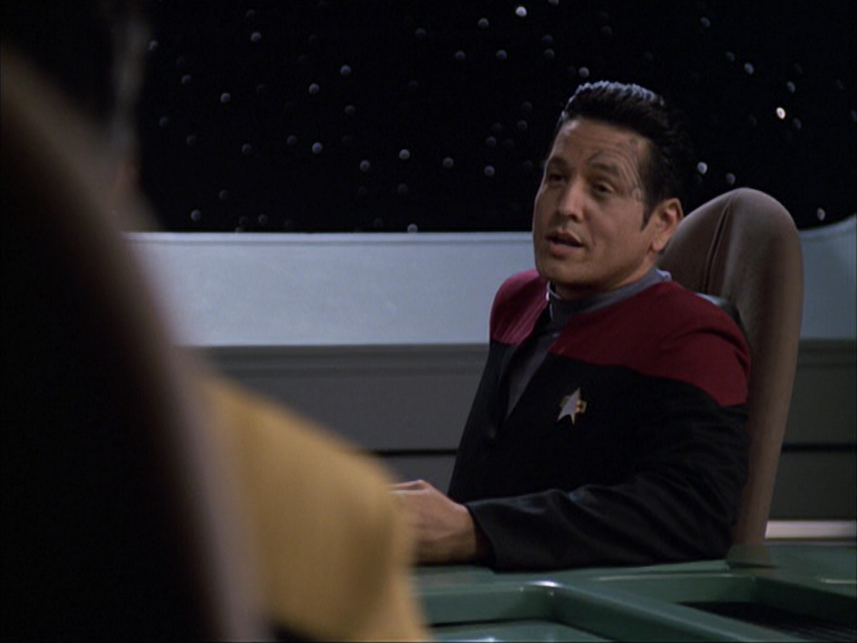 extant_StarTrek_VOY_6x05-Alice_00556.jpg