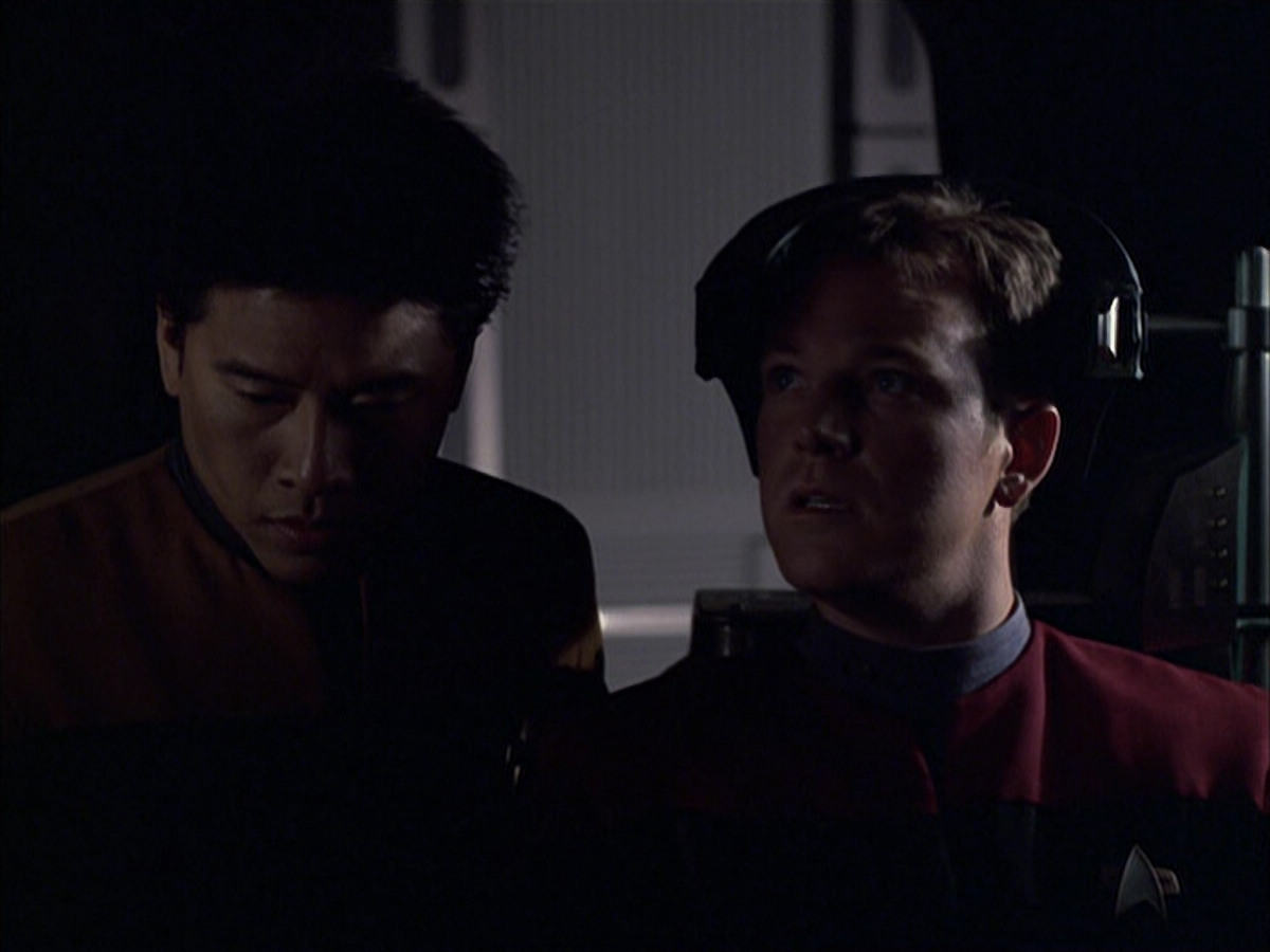 extant_StarTrek_VOY_6x05-Alice_00786.jpg