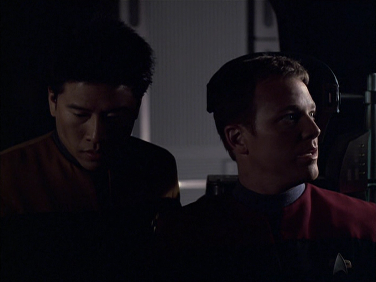extant_StarTrek_VOY_6x05-Alice_00787.jpg