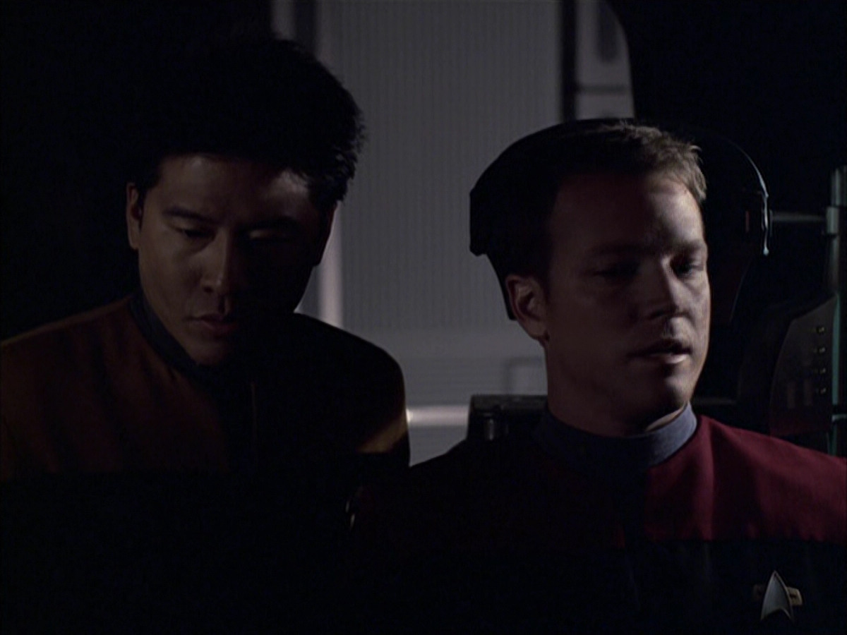 extant_StarTrek_VOY_6x05-Alice_00789.jpg