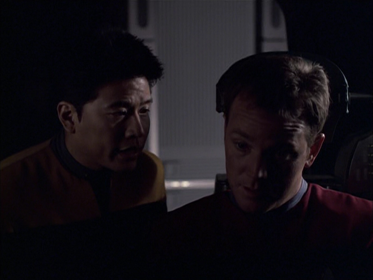 extant_StarTrek_VOY_6x05-Alice_00801.jpg
