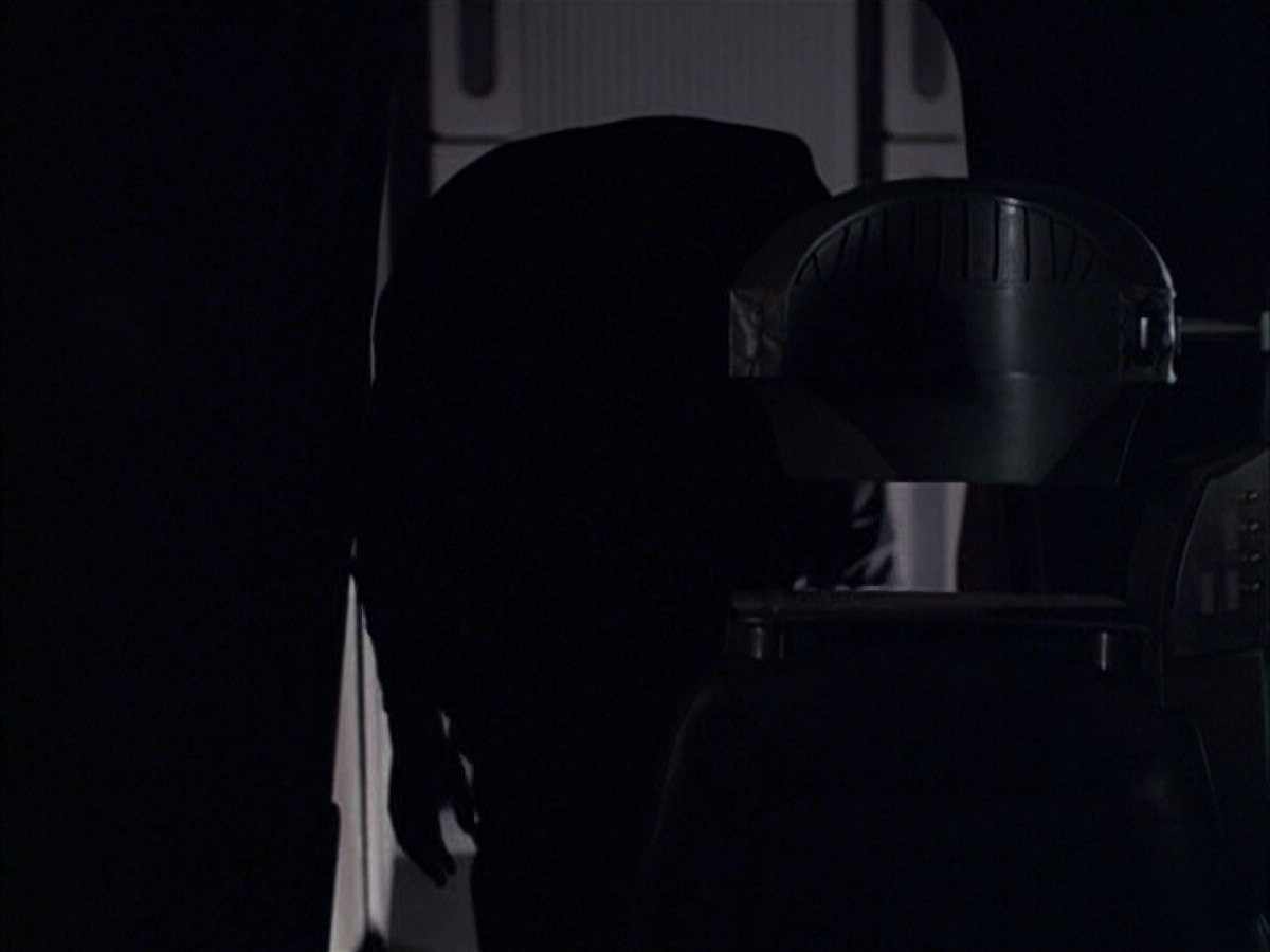 extant_StarTrek_VOY_6x05-Alice_00822.jpg