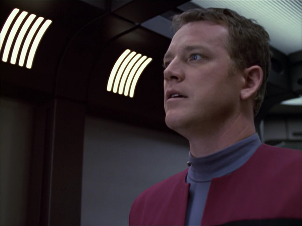 extant_StarTrek_VOY_6x05-Alice_00934.jpg
