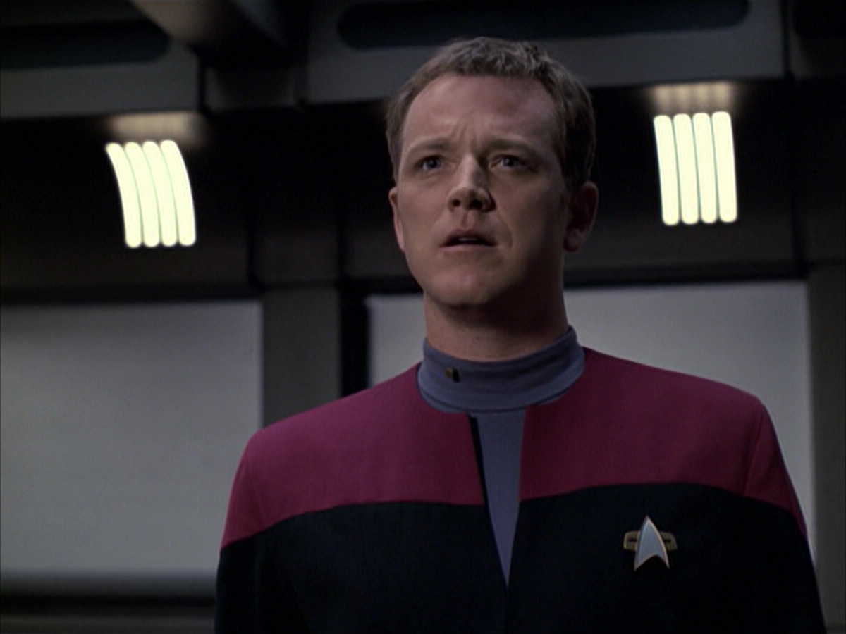 extant_StarTrek_VOY_6x05-Alice_00955.jpg