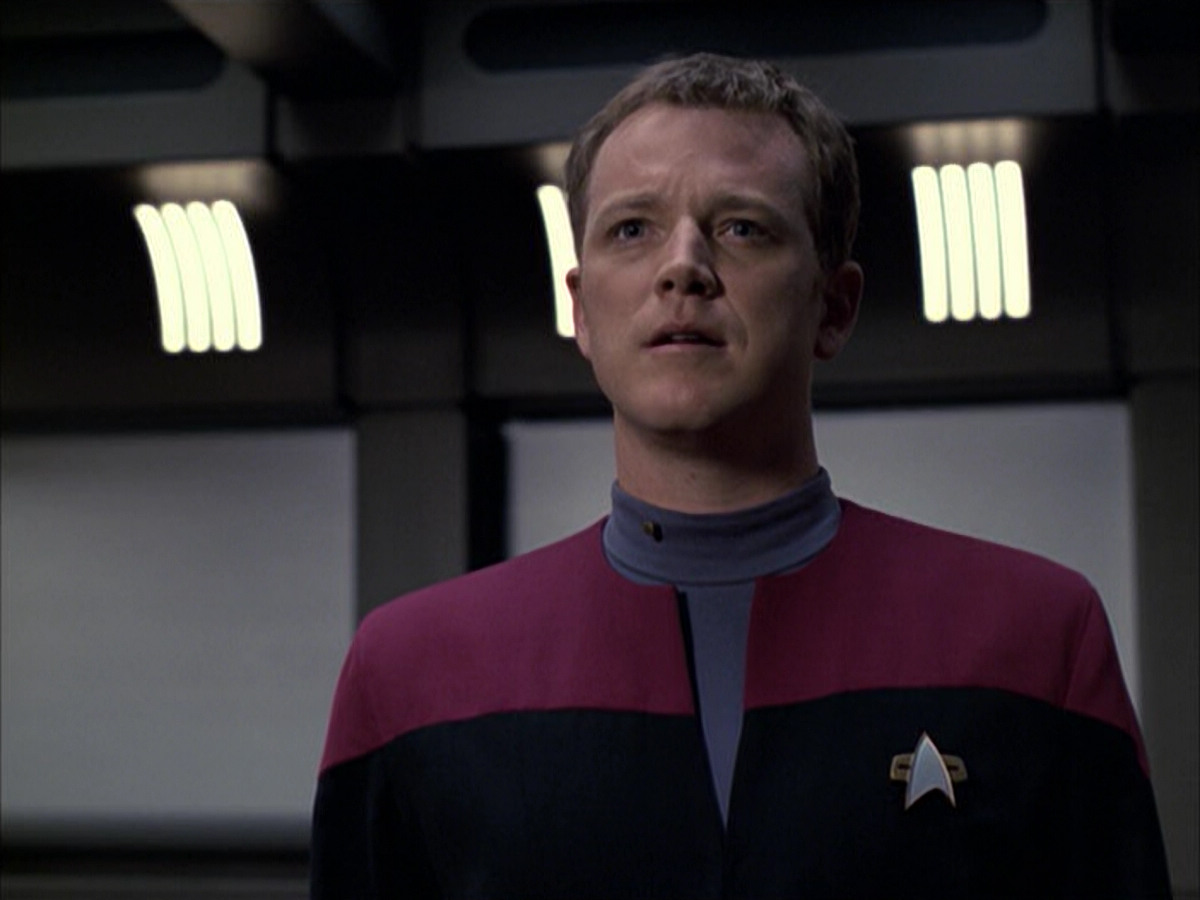 extant_StarTrek_VOY_6x05-Alice_00961.jpg