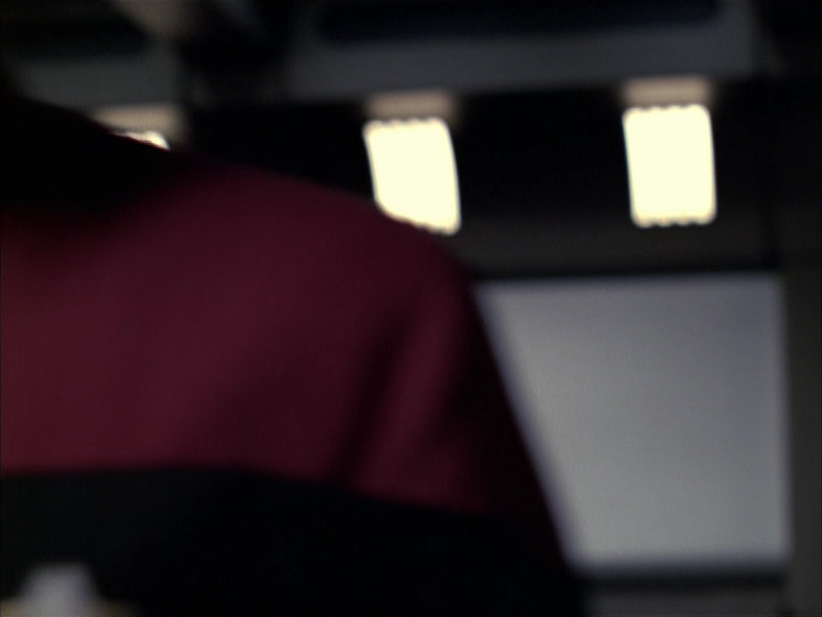 extant_StarTrek_VOY_6x05-Alice_00966.jpg