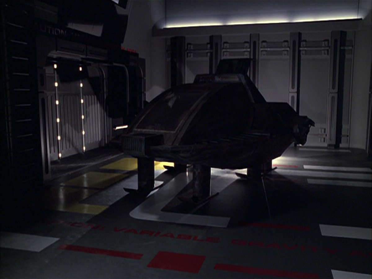 extant_StarTrek_VOY_6x05-Alice_00978.jpg