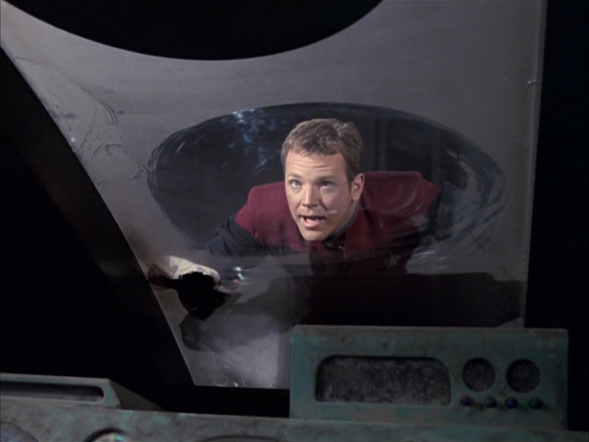 extant_StarTrek_VOY_6x05-Alice_01002.jpg