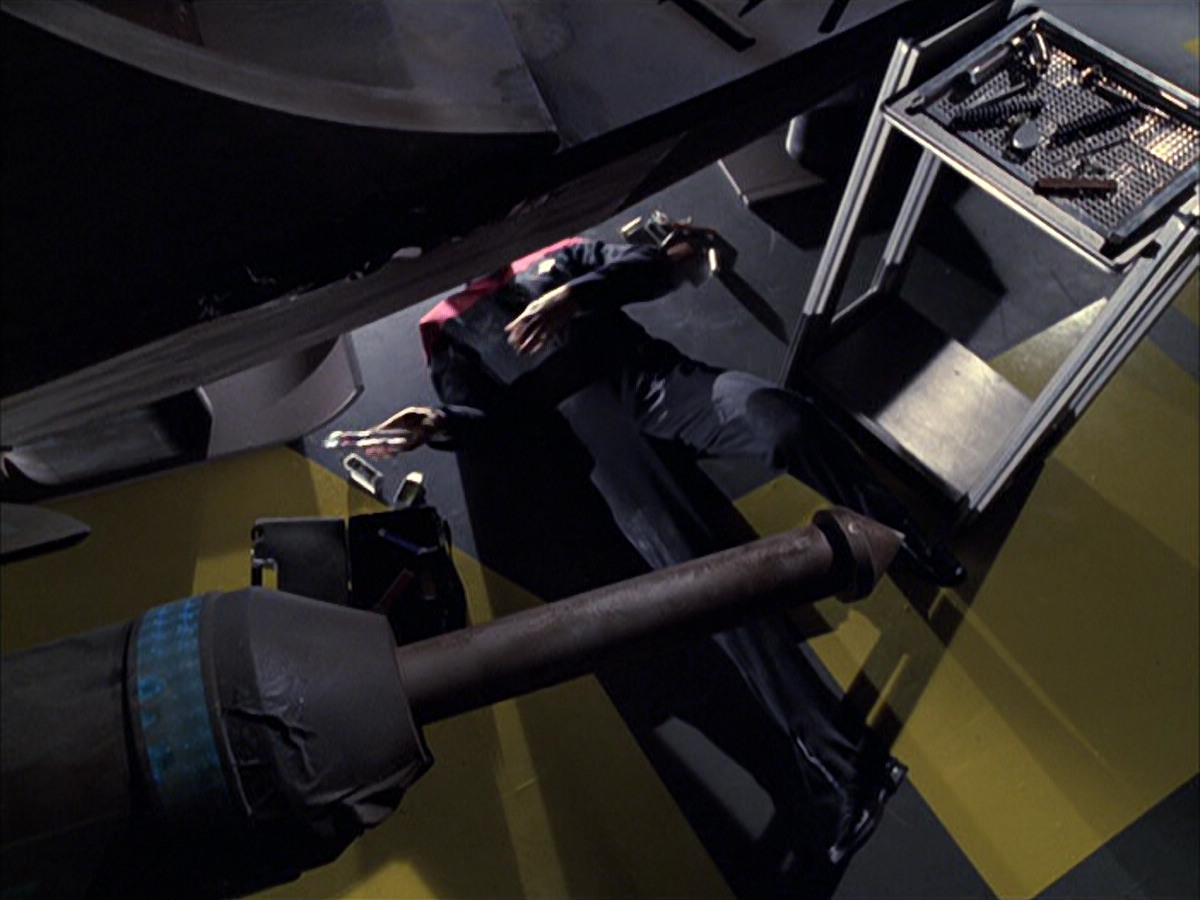 extant_StarTrek_VOY_6x05-Alice_01016.jpg