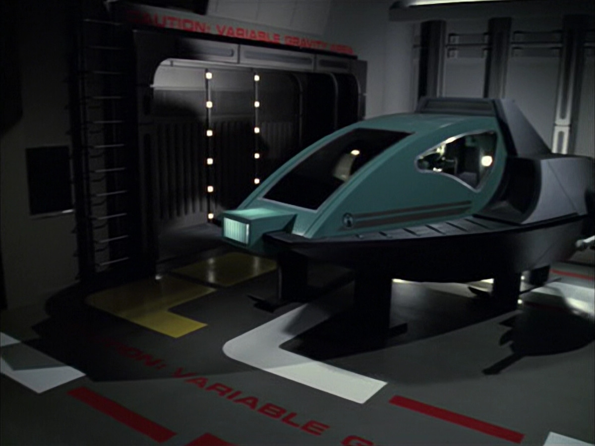extant_StarTrek_VOY_6x05-Alice_01312.jpg