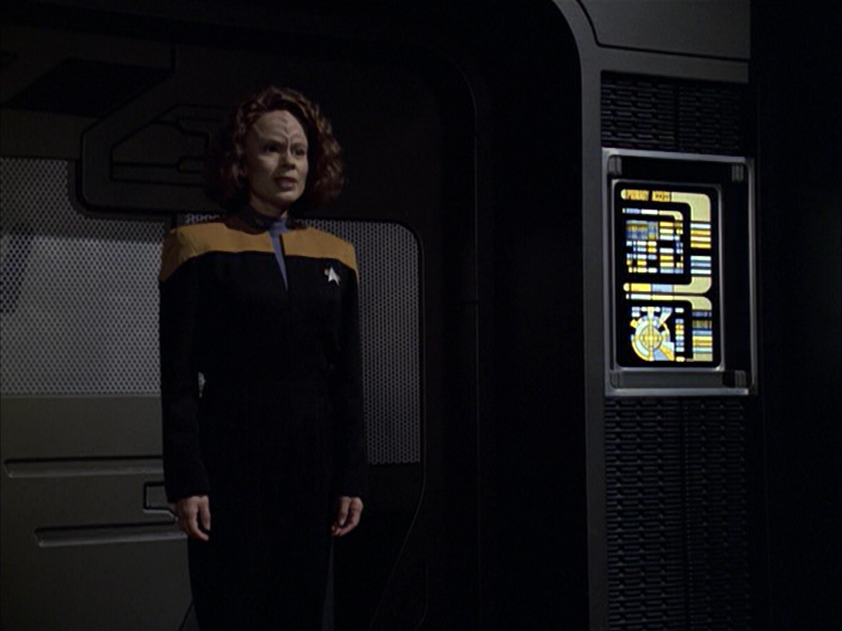 extant_StarTrek_VOY_6x05-Alice_01321.jpg