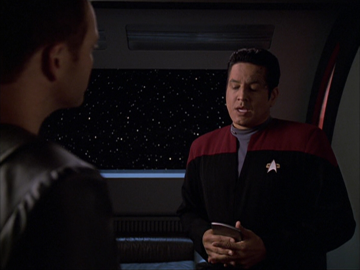 extant_StarTrek_VOY_6x05-Alice_01597.jpg