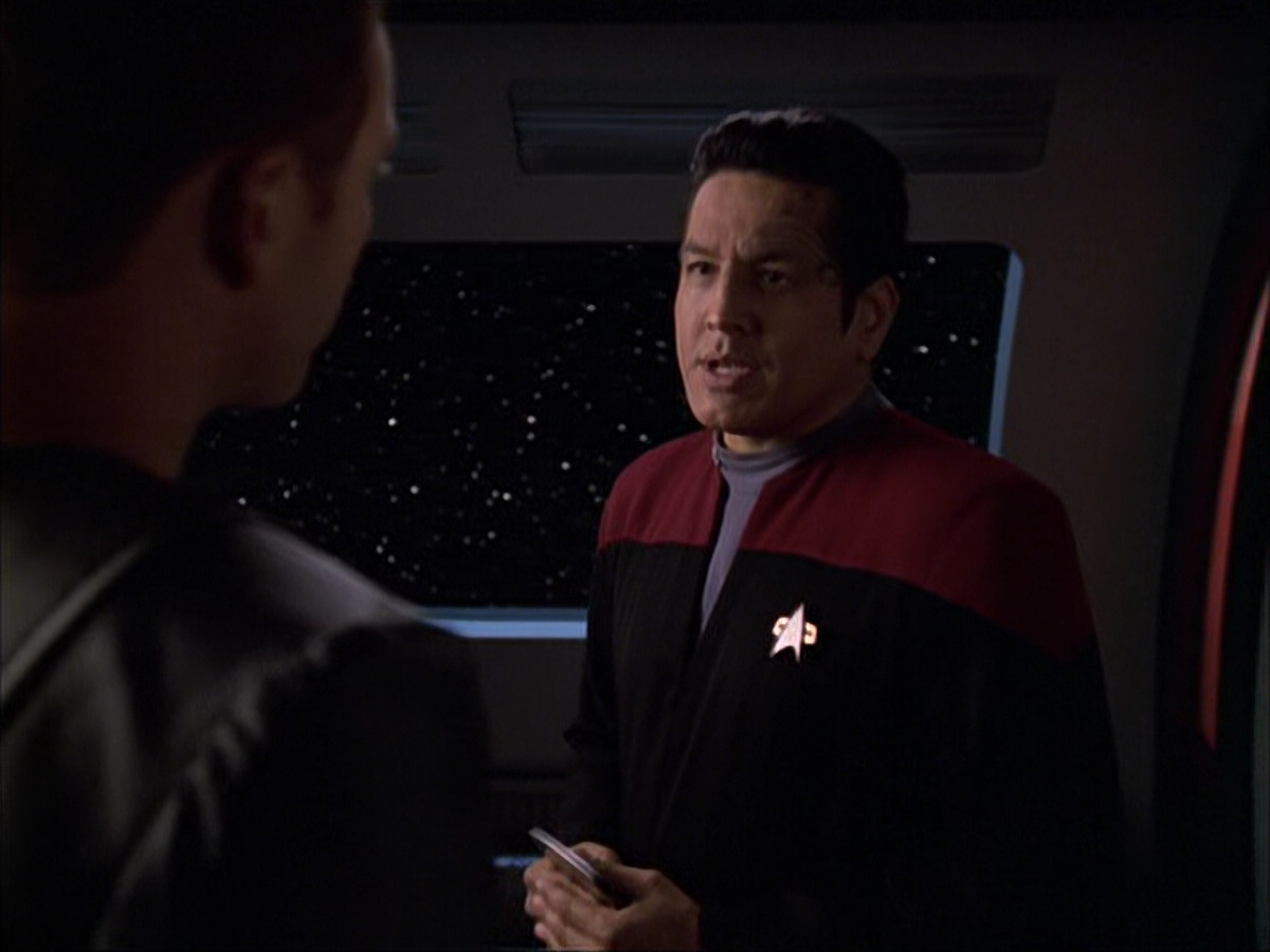 extant_StarTrek_VOY_6x05-Alice_01600.jpg