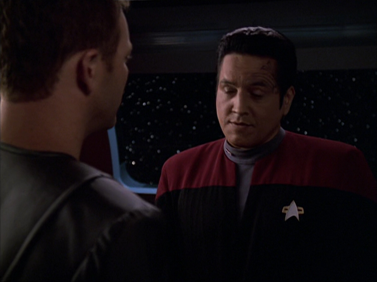 extant_StarTrek_VOY_6x05-Alice_01608.jpg