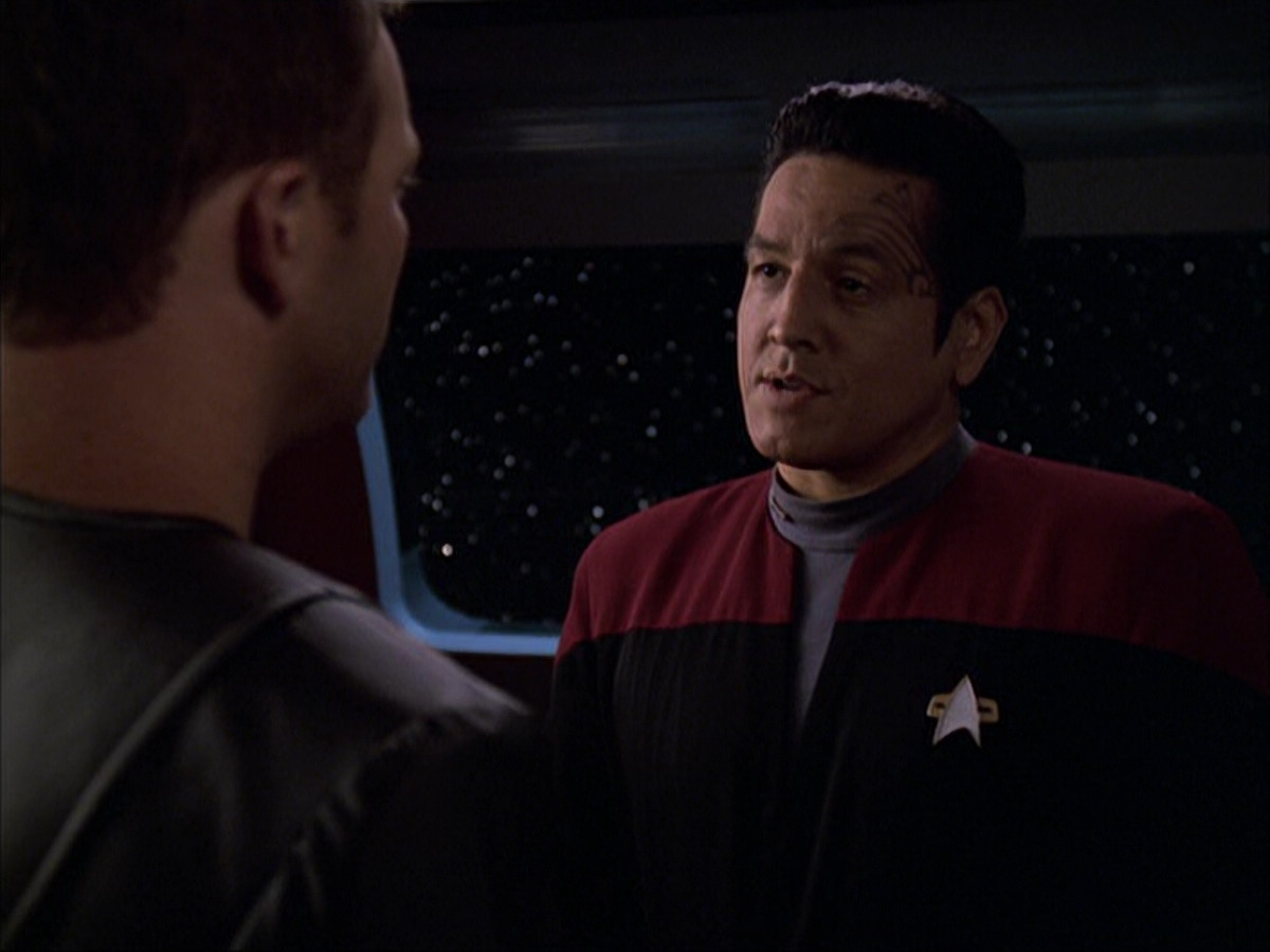 extant_StarTrek_VOY_6x05-Alice_01609.jpg