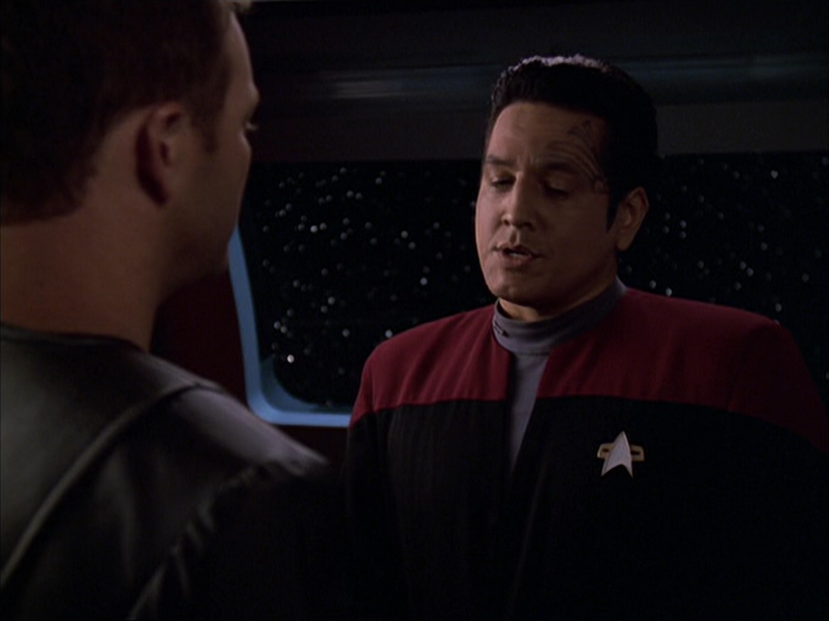 extant_StarTrek_VOY_6x05-Alice_01611.jpg