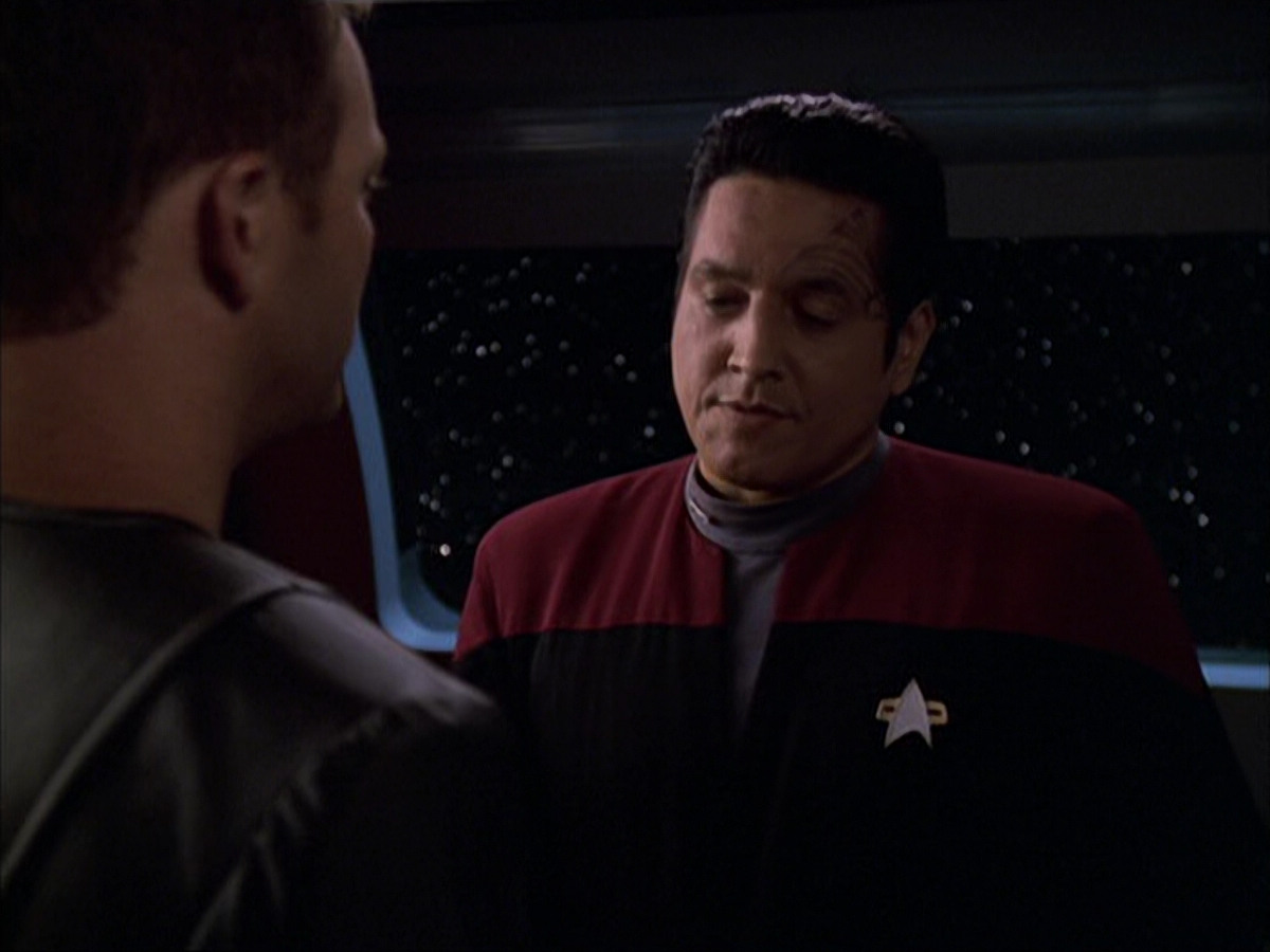 extant_StarTrek_VOY_6x05-Alice_01612.jpg