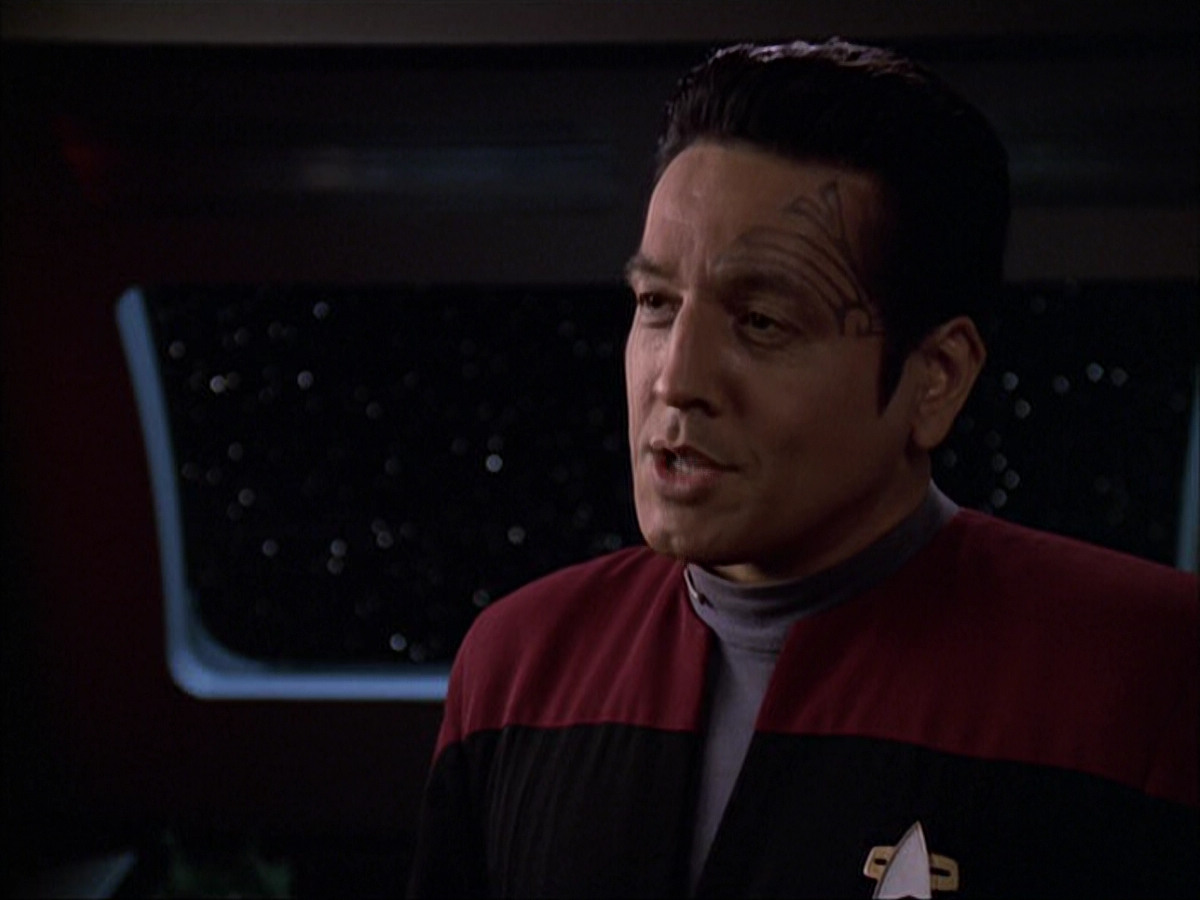 extant_StarTrek_VOY_6x05-Alice_01636.jpg