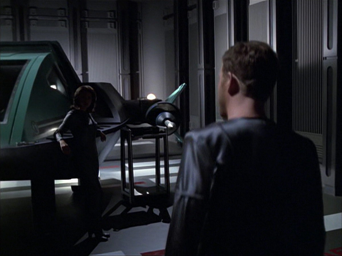 extant_StarTrek_VOY_6x05-Alice_01668.jpg