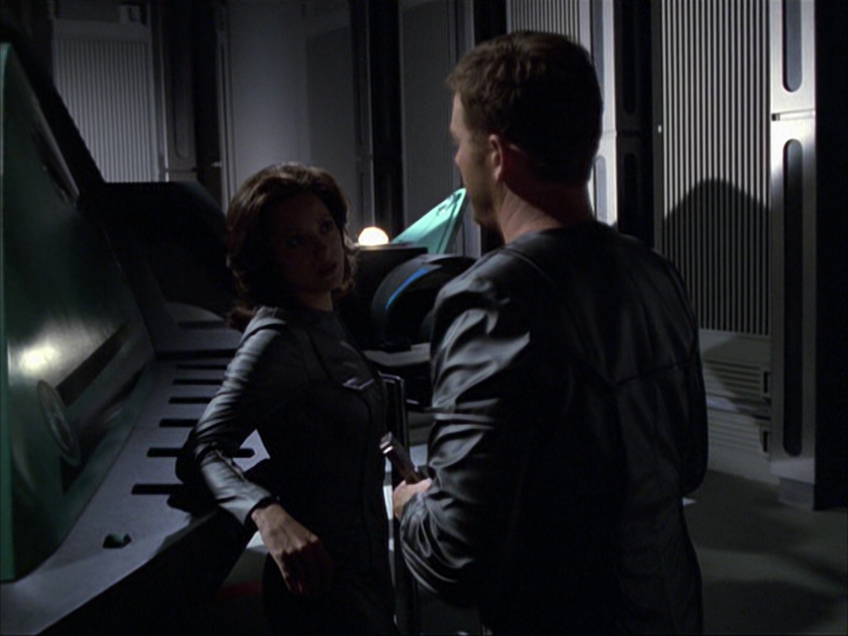 extant_StarTrek_VOY_6x05-Alice_01674.jpg