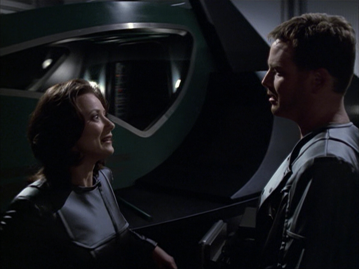 extant_StarTrek_VOY_6x05-Alice_01693.jpg